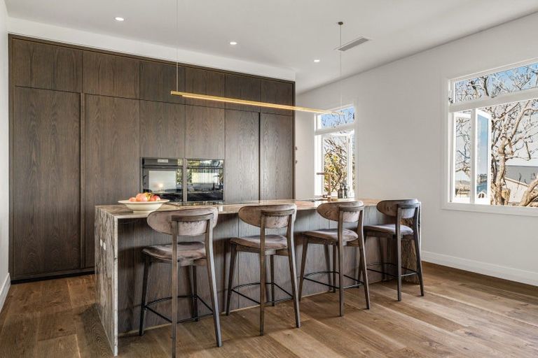 Photo of property in 19 Kerr Street, Devonport, Auckland, 0624