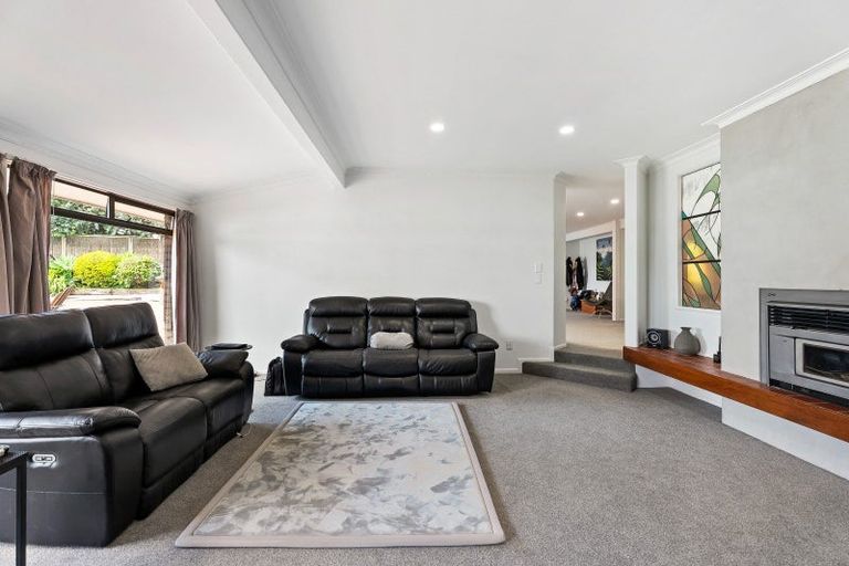 Photo of property in 19 Sanctuary Point, Sunnyhills, Auckland, 2010