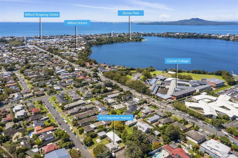 Photo of property in 4/13 Napoleon Avenue, Milford, Auckland, 0620