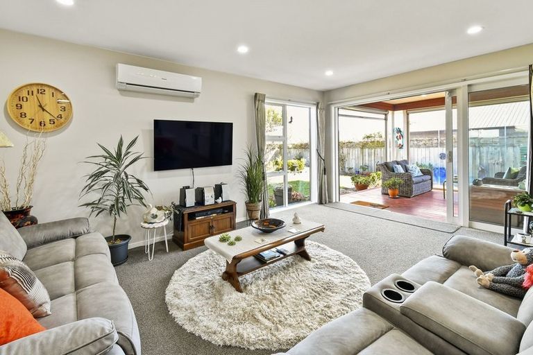 Photo of property in 15 Searle Drive, Patumahoe, Pukekohe, 2679