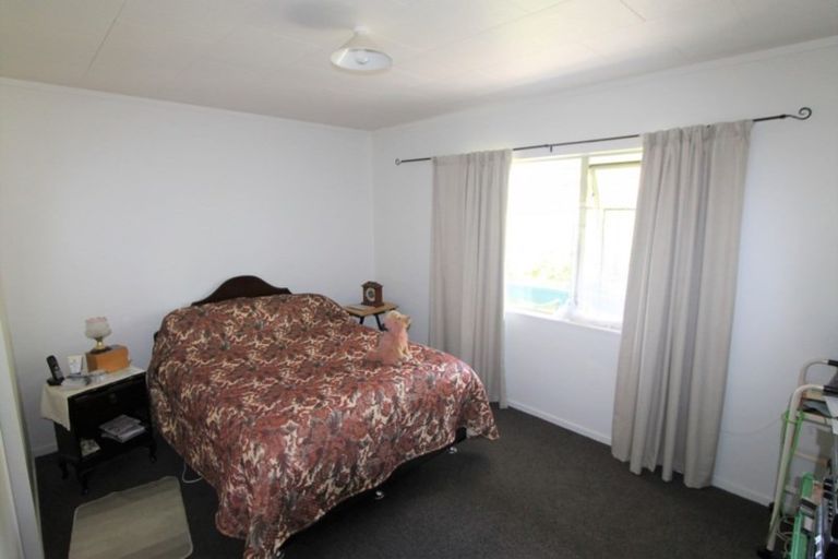 Photo of property in 1/25 Chesham Avenue, Waipahihi, Taupo, 3330