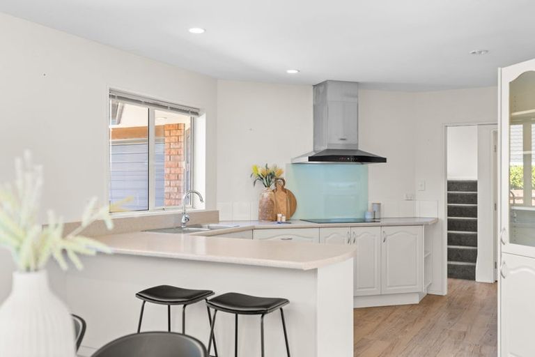 Photo of property in 36a Berkshire Drive, Avonhead, Christchurch, 8042