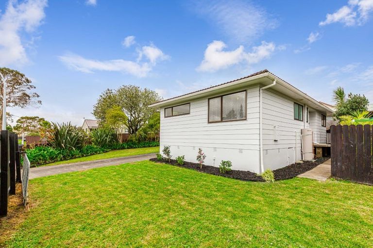 Photo of property in 59 Urlich Drive, Ranui, Auckland, 0612