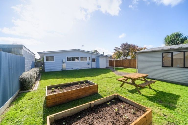 Photo of property in 7 Hartley Place, Awapuni, Palmerston North, 4412