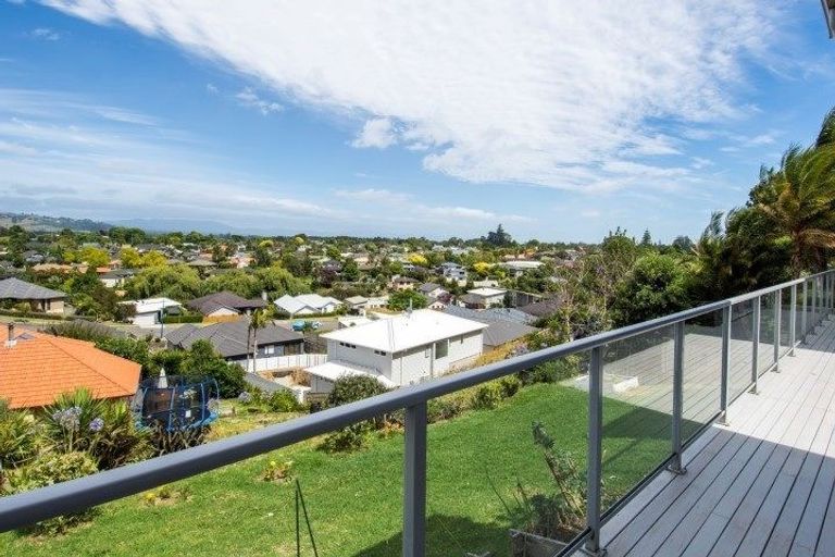 Photo of property in 33 Siemonek Rise, Bethlehem, Tauranga, 3110