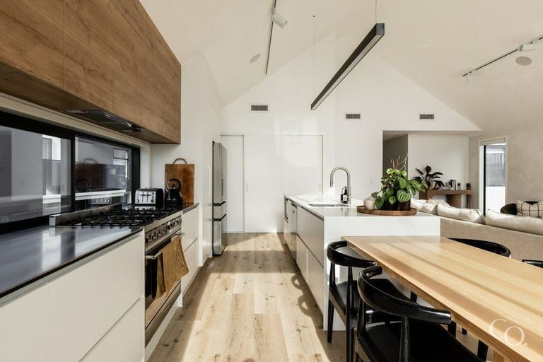 Photo of property in 56 Karewa Parade, Papamoa Beach, Papamoa, 3118