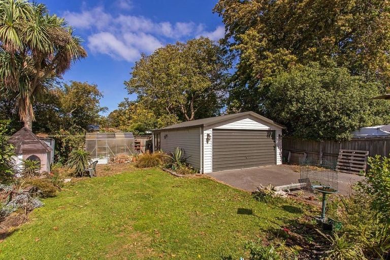 Photo of property in 66 Opawa Road, Waltham, Christchurch, 8023