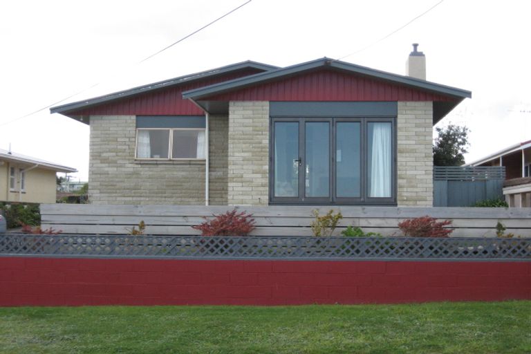 Photo of property in 31 Seafront Road, Castlecliff, Whanganui, 4501