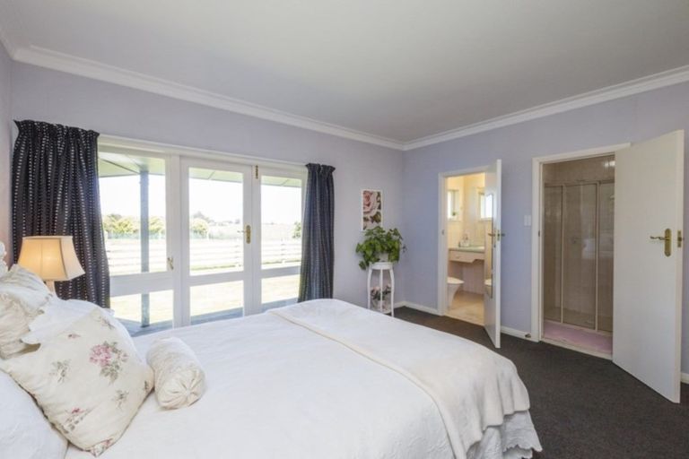 Photo of property in 117 Clevely Line, Bunnythorpe, Palmerston North, 4478