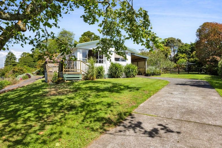 Photo of property in 839 Otaraoa Road, Tikorangi, Waitara, 4383