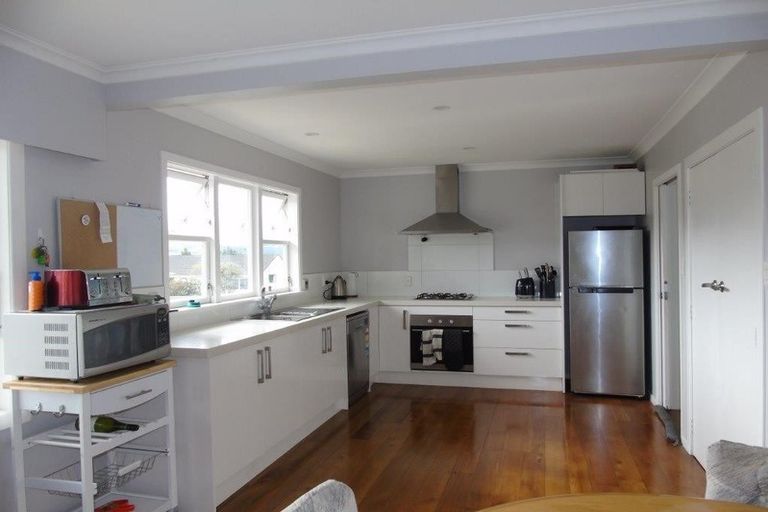 Photo of property in 8 Glen Alton Avenue, Paparangi, Wellington, 6037