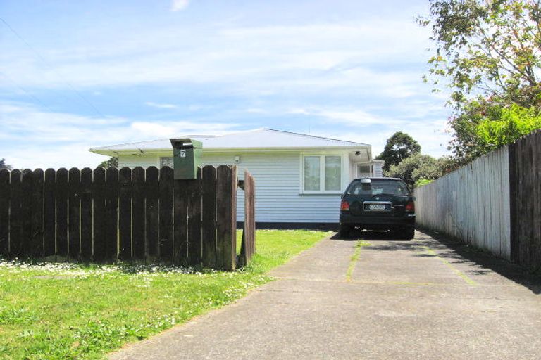 Photo of property in 7 Tarata Crescent, Mangere Bridge, Auckland, 2022