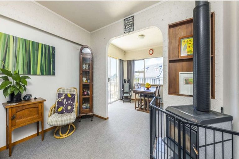 Photo of property in 26 Cyclarama Crescent, Massey, Auckland, 0614