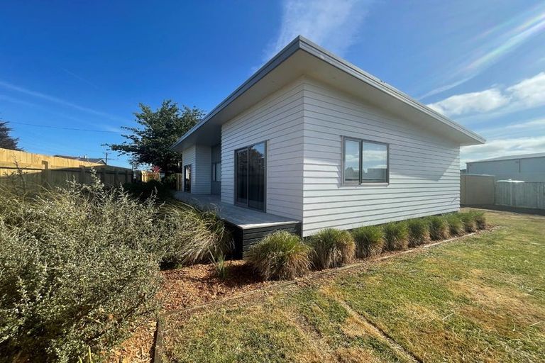 Photo of property in 17 Brown Street, Inglewood, 4330