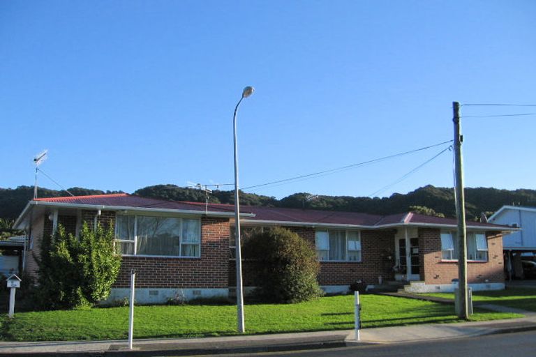 Photo of property in 69 Konini Street, Wainuiomata, Lower Hutt, 5014
