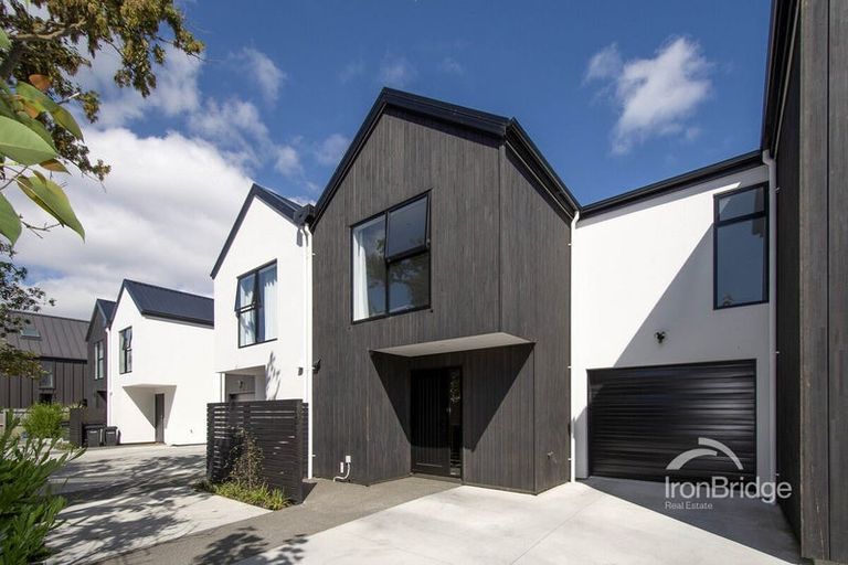 Photo of property in 4/31 Champion Street, Edgeware, Christchurch, 8013