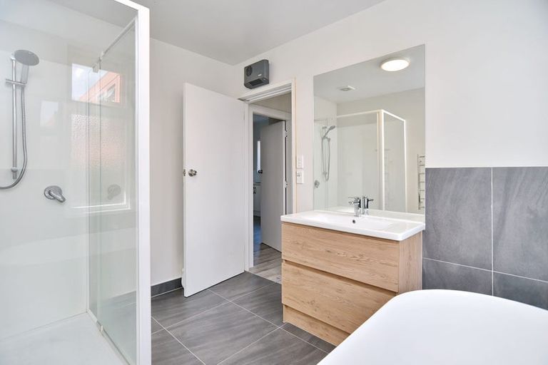 Photo of property in 99 Momorangi Crescent, Redwood, Christchurch, 8051