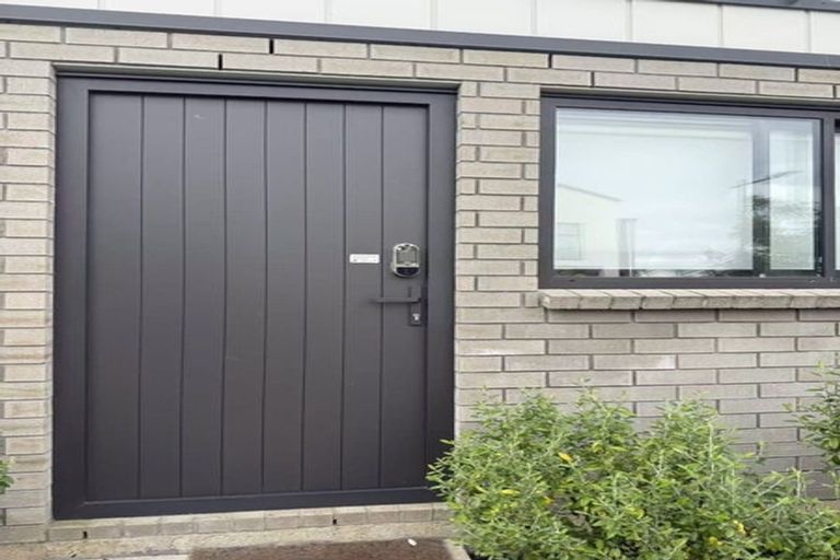 Photo of property in 34 Huri Street, Mangere Bridge, Auckland, 2022