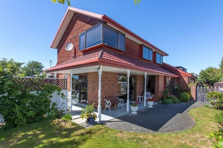 Photo of property in 10 Corfe Street, Ilam, Christchurch, 8041