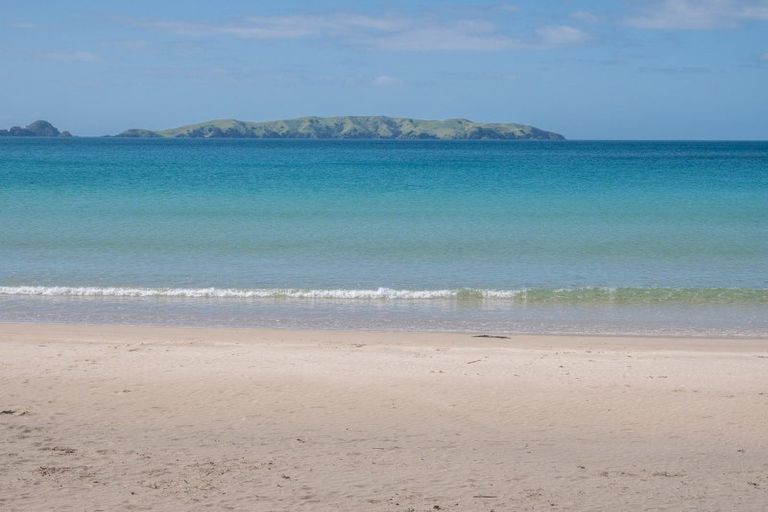 Photo of property in 2 Mako Street, Taupo Bay, Mangonui, 0494