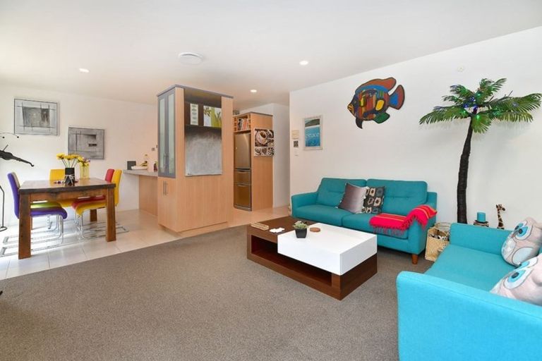 Photo of property in 26 Carento Way, Stanmore Bay, Whangaparaoa, 0932