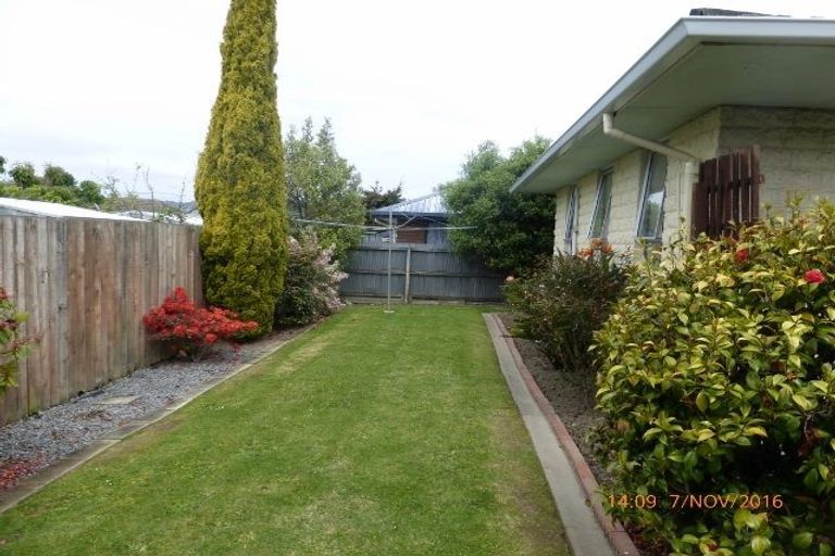 Photo of property in 2/166a Lyttelton Street, Spreydon, Christchurch, 8024