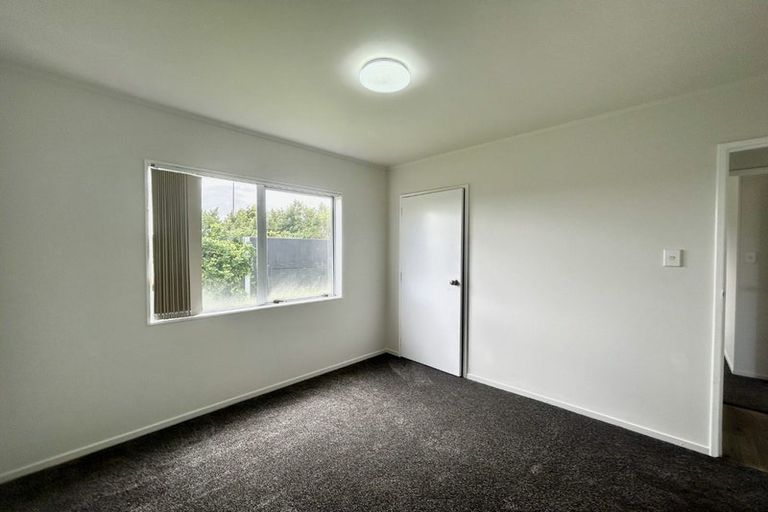 Photo of property in 49 Trimdon Street, Randwick Park, Auckland, 2105