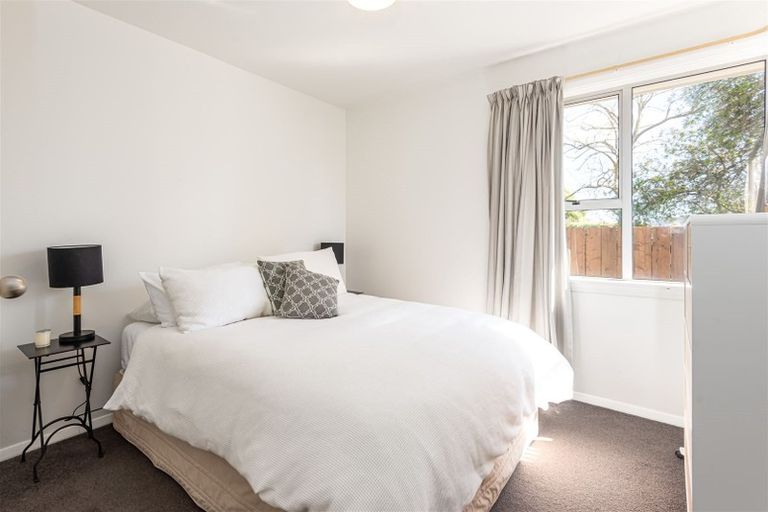 Photo of property in 68 Winters Road, Redwood, Christchurch, 8051