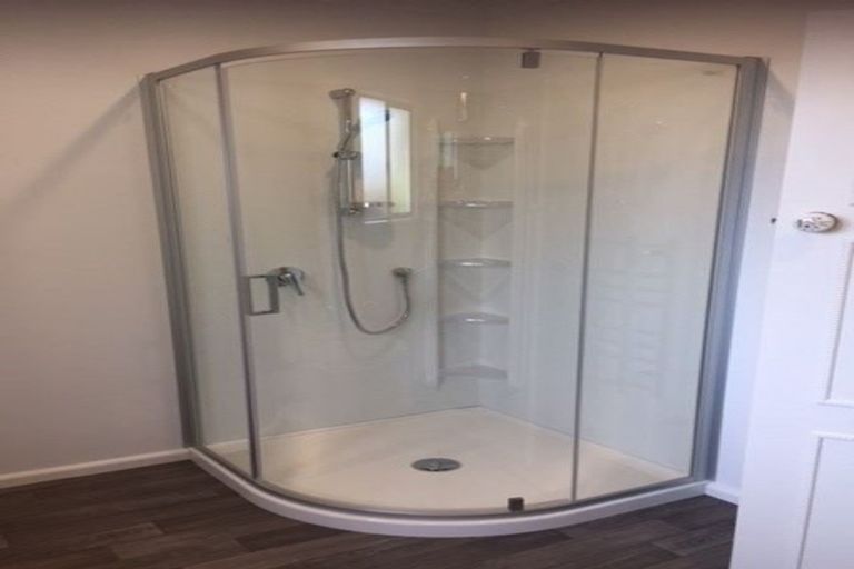 Photo of property in 72 Withells Road, Avonhead, Christchurch, 8042