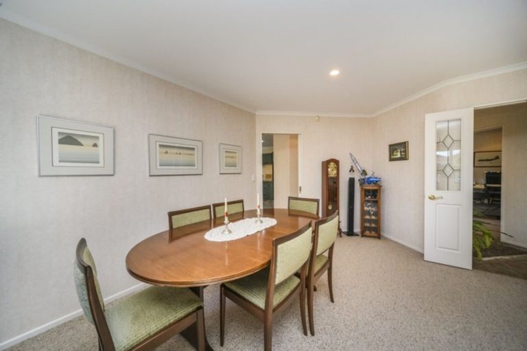 Photo of property in 25 Akaroa Avenue, Awapuni, Palmerston North, 4412