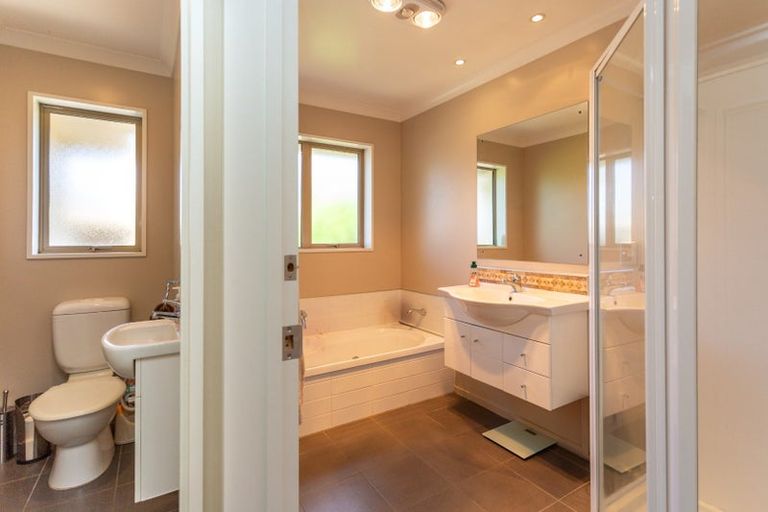 Photo of property in 15 Pollock Place, Rolleston, 7614