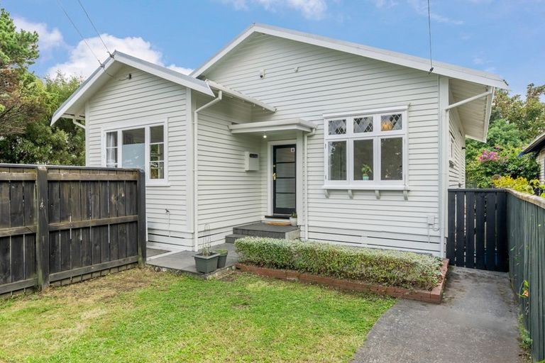 Photo of property in 1 Heath Grove, Waiwhetu, Lower Hutt, 5010
