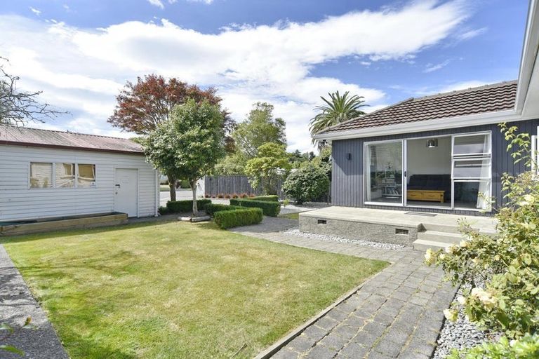 Photo of property in 7 Grimseys Road, Redwood, Christchurch, 8051