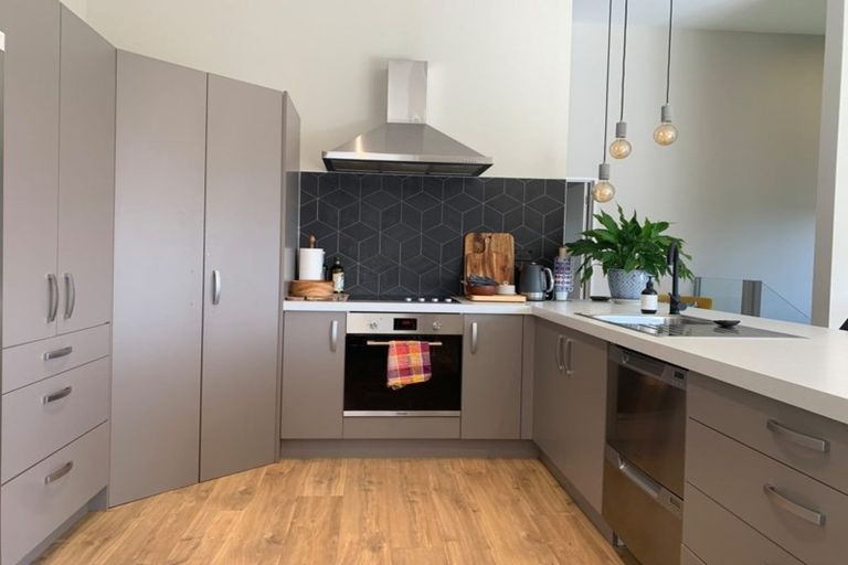 Photo of property in 141 Arran Road, Browns Bay, Auckland, 0630