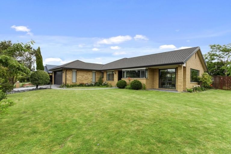 Photo of property in 2 Baltic Place, Northwood, Christchurch, 8051