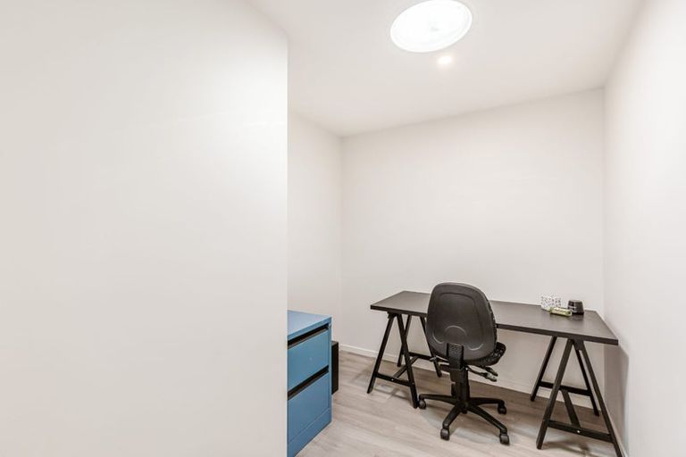 Photo of property in 36 Accolage Boulevard, Kumeu, 0810