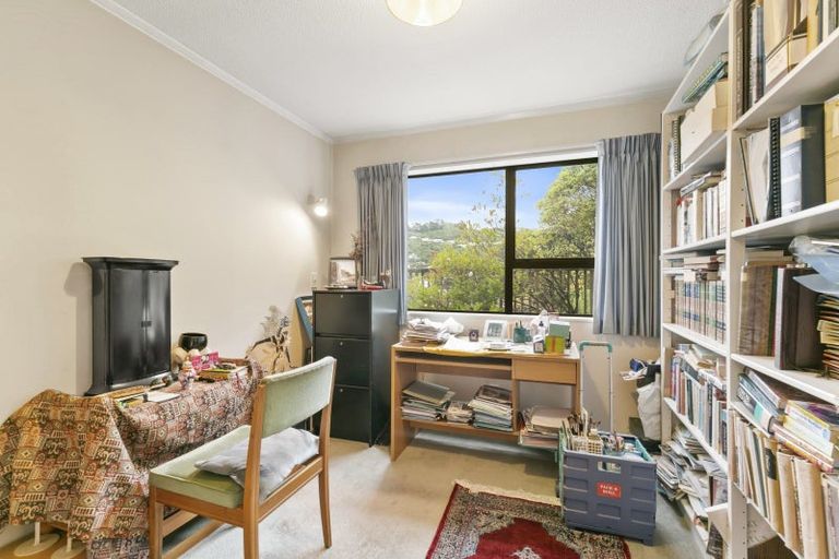 Photo of property in 23b Thatcher Crescent, Crofton Downs, Wellington, 6035