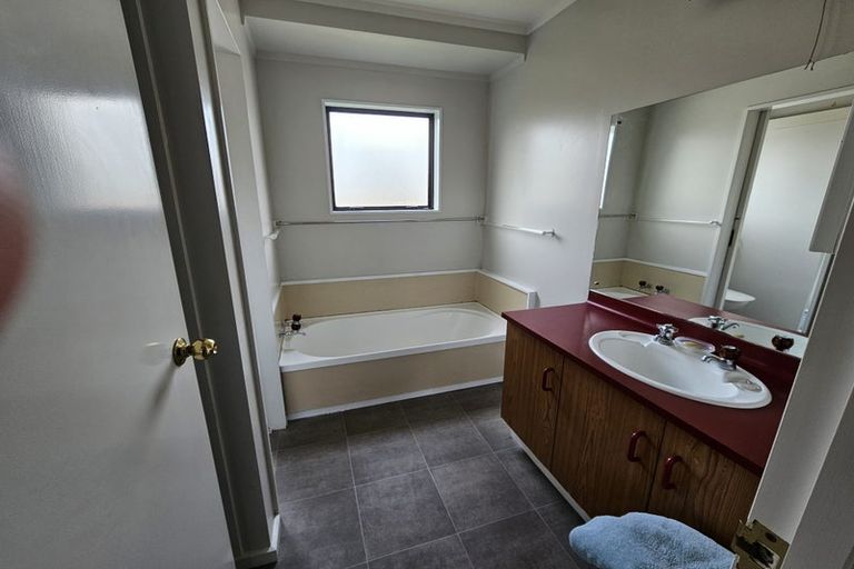 Photo of property in 4 Odette Street, Bader, Hamilton, 3206