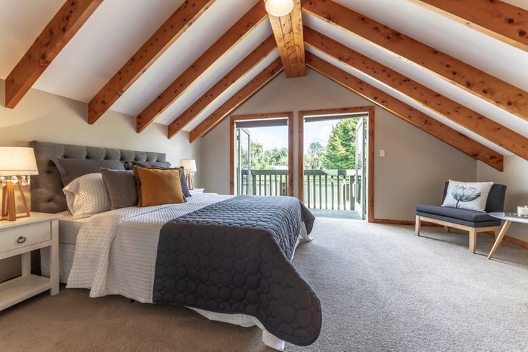 Photo of property in 2/35 Silverwood Lane, Leamington, Cambridge, 3495