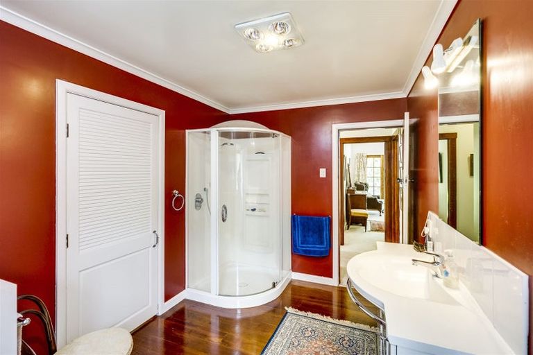 Photo of property in 37 Farmlet Road, Karamu, Hastings, 4172