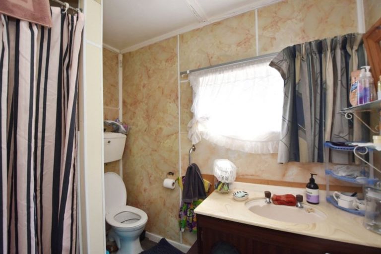 Photo of property in 27 Blackwater Street, Bluff, 9814