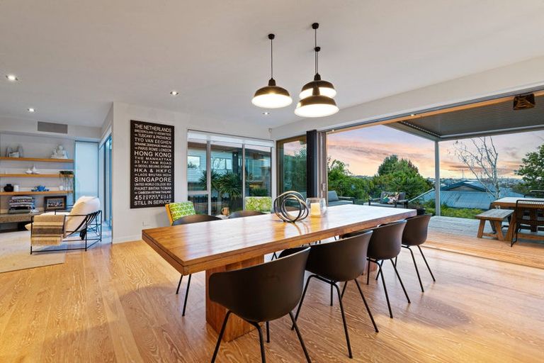 Photo of property in 1/129 Kowhai Road, Mairangi Bay, Auckland, 0630