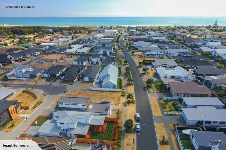 Photo of property in 10 Tuangi Way, Papamoa Beach, Papamoa, 3118