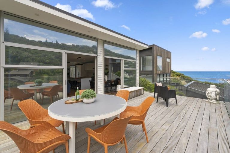 Photo of property in 221 Houghton Bay Road, Houghton Bay, Wellington, 6023