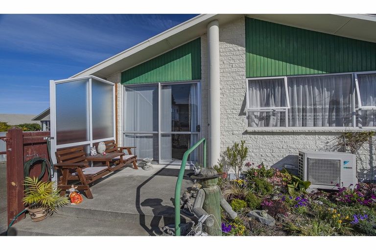 Photo of property in 15 Pukatea Street, Glenwood, Timaru, 7910