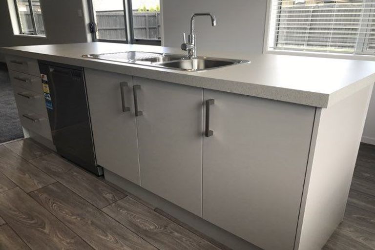 Photo of property in 40 Karere Avenue, Marshland, Christchurch, 8083