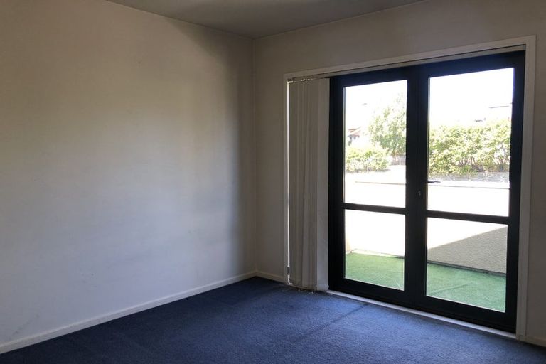 Photo of property in 11/3 Orwell Road, Greenhithe, Auckland, 0632