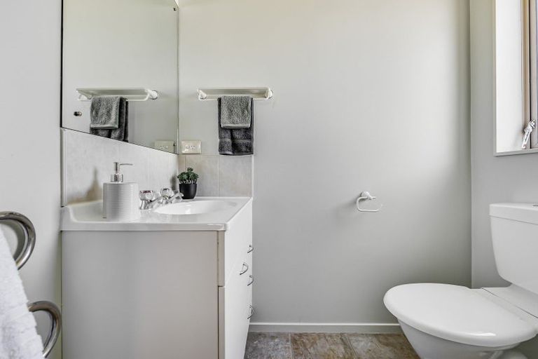 Photo of property in 2 Rochester Place, Nawton, Hamilton, 3200