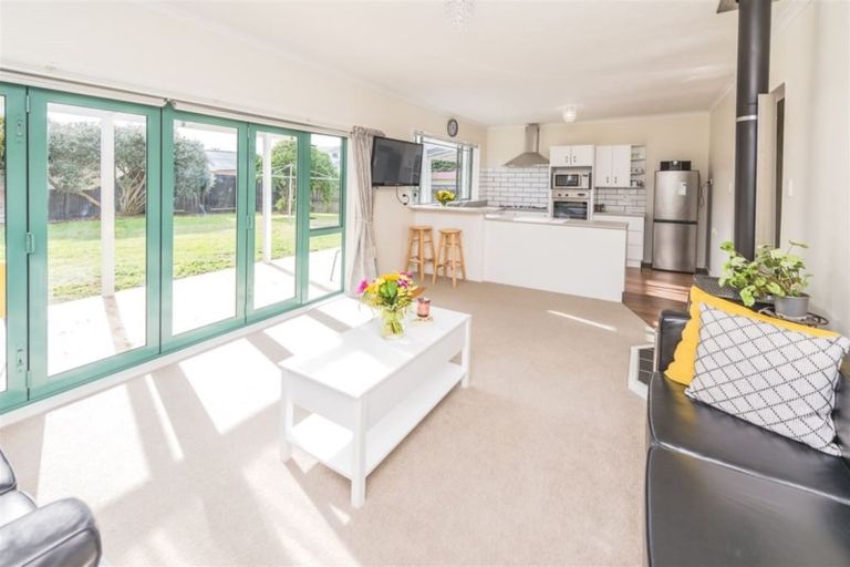 Photo of property in 22 Kawatiri Avenue, Gonville, Whanganui, 4501