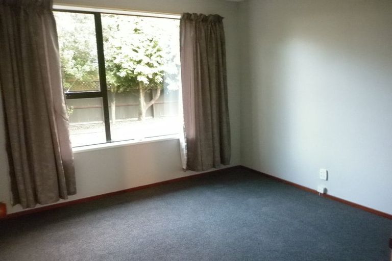 Photo of property in 136 Yaldhurst Road, Sockburn, Christchurch, 8042